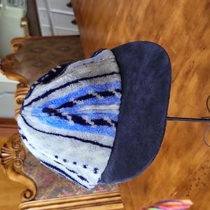 Tsunami hat